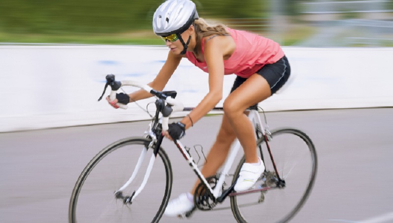Bersepeda-Yuk-Ladies-Manfaatnya-Bisa-Kencangkan-Otot-Paha-hingga-Sehatkan-Jantung-Lohh