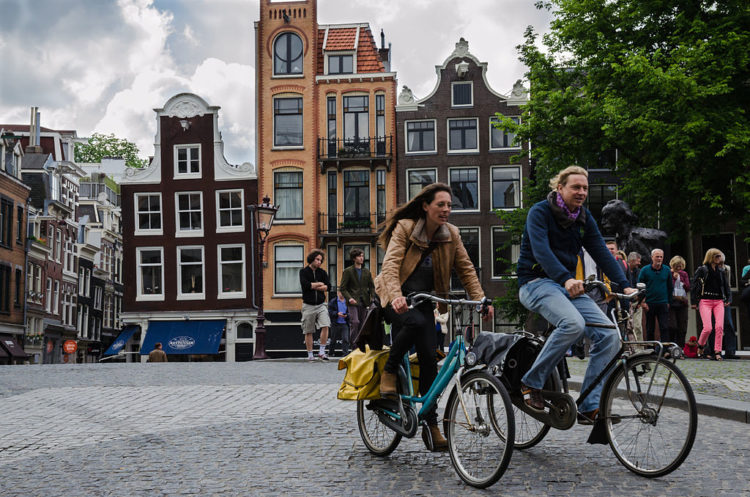 Panduan Etiket Bersepeda di Amsterdam